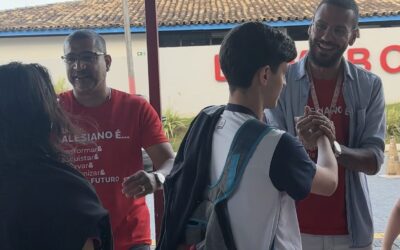 Retorno com alegria: estudantes e equipe pedagógica dos Salesianos Bahia retornam às aulas